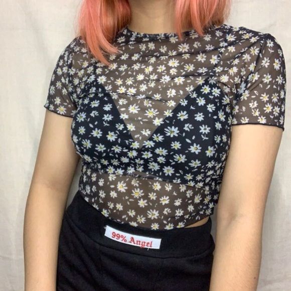 H&M Daisy Print Crop Top - Picture 2 of 13